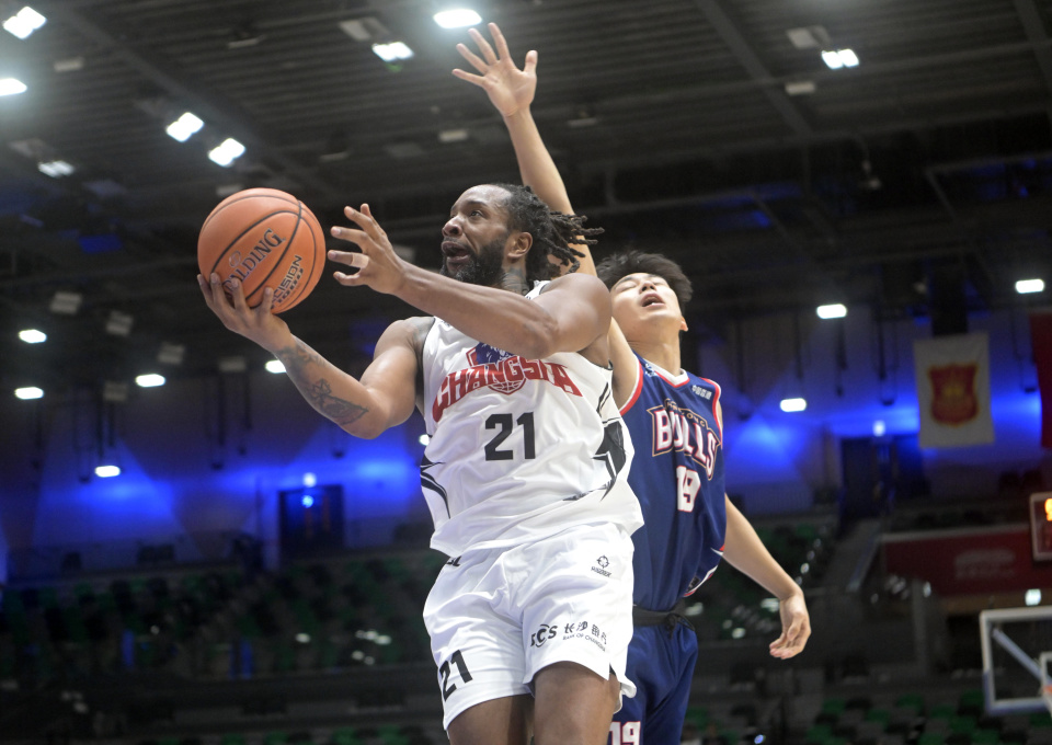 教练黄文龙, src