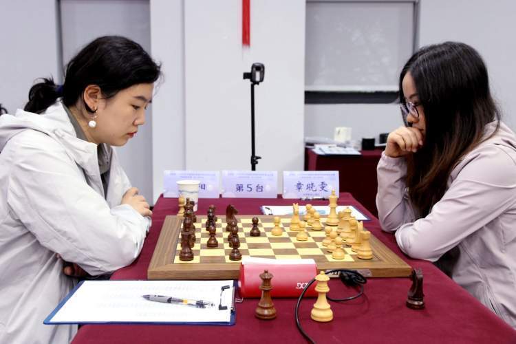 女子特级大 女子特级大