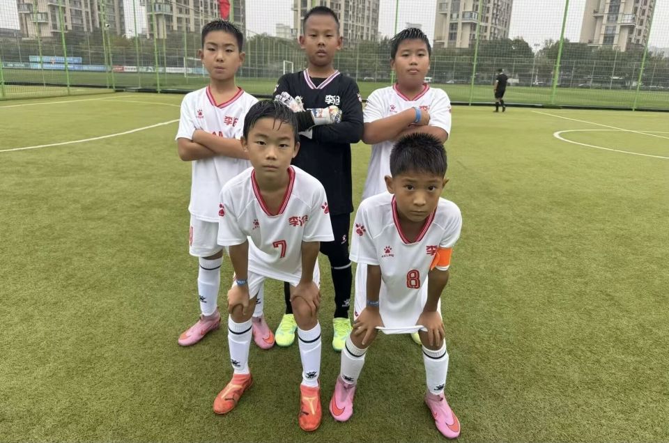 com, 与国家全民